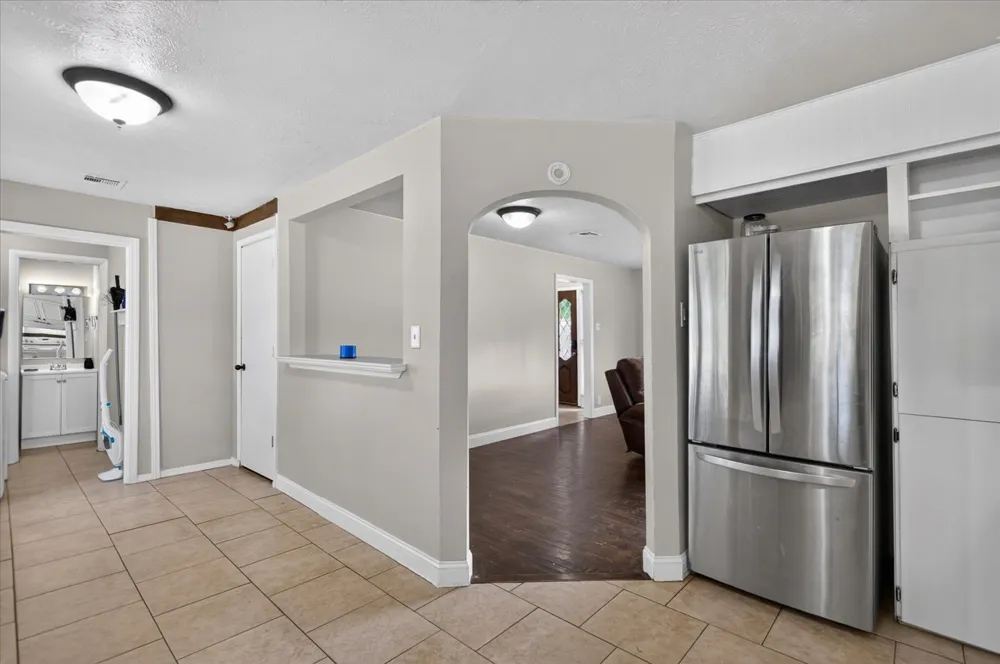 211 SE Queenstown Avenue Bartlesville, OK 74006
