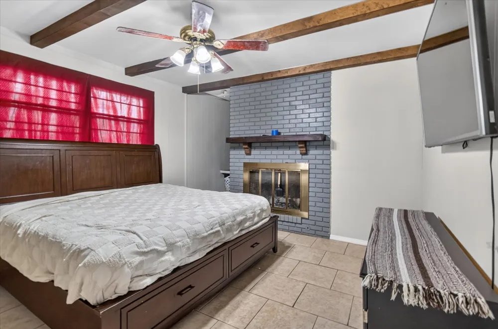 211 SE Queenstown Avenue Bartlesville, OK 74006