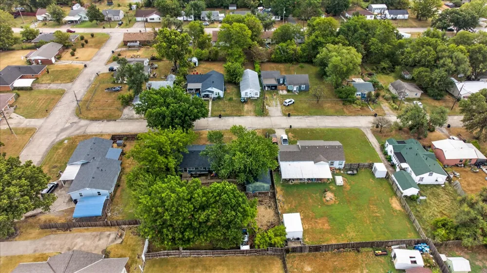 211 SE Queenstown Avenue Bartlesville, OK 74006