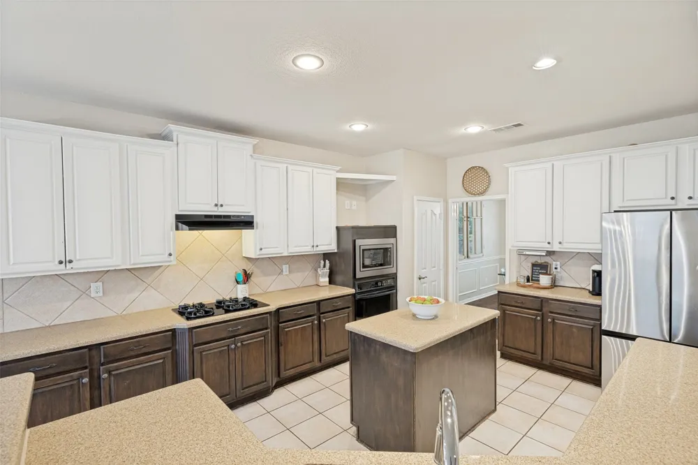 4222 Boxwood Drive Denton, TX 76208