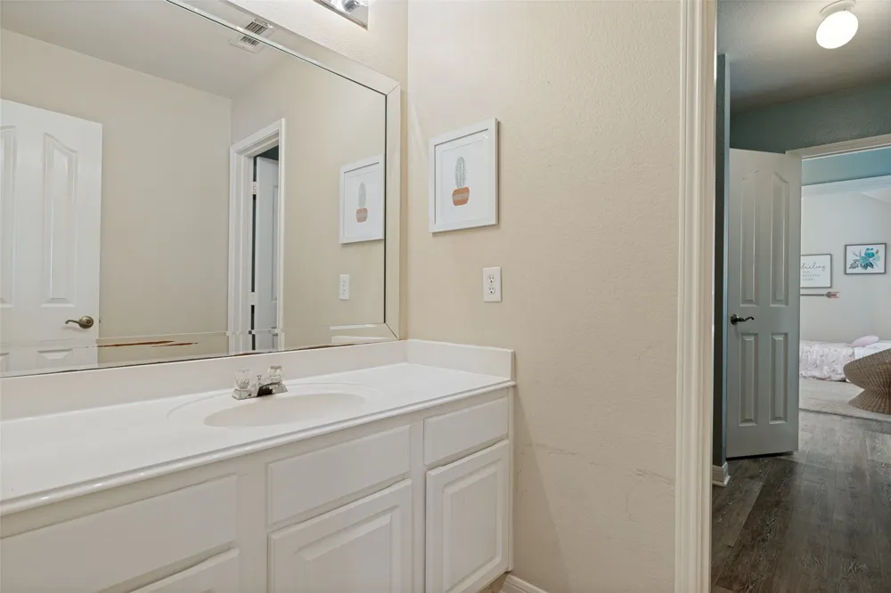 4222 Boxwood Drive Denton, TX 76208