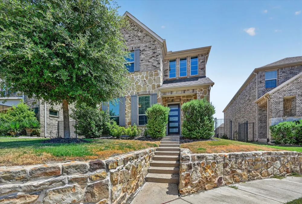 1381 Elaine Drive Allen, TX 75013