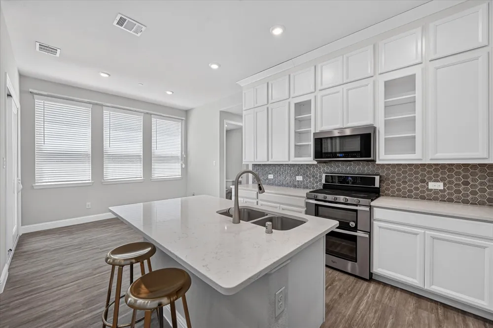 1381 Elaine Drive Allen, TX 75013