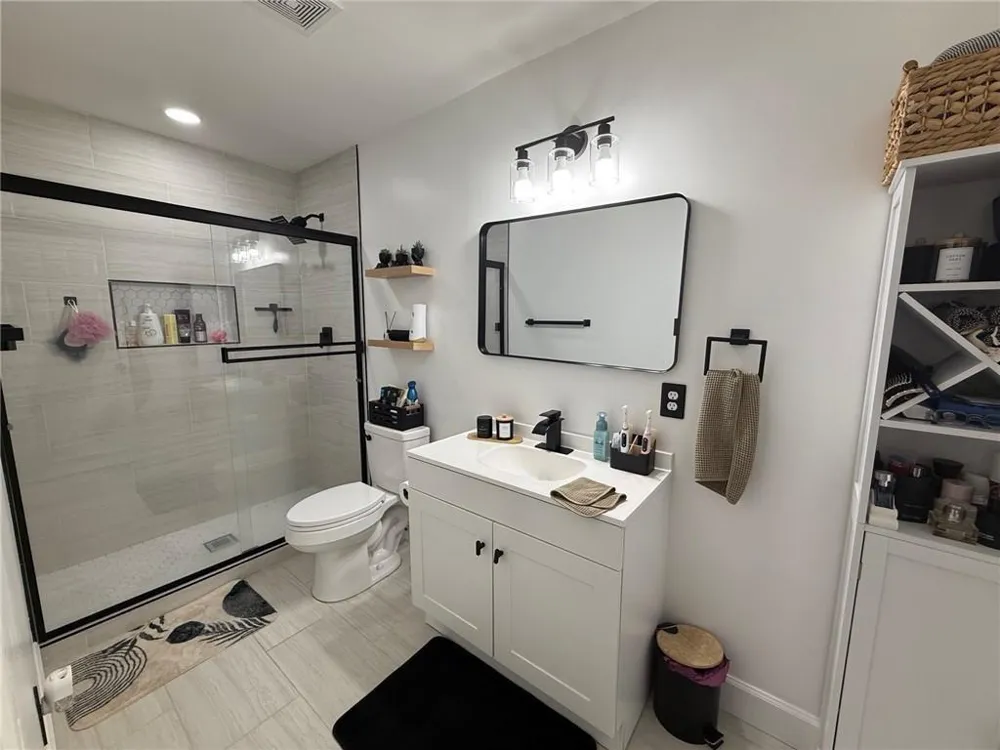 324 Granville Court Sandy Springs, GA 30328