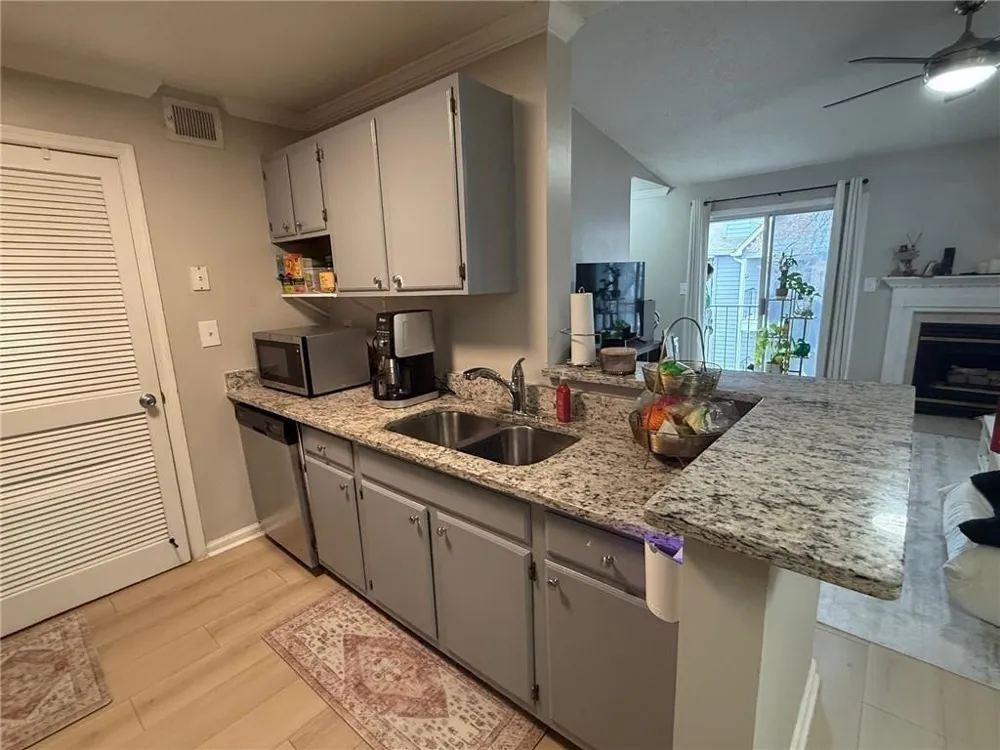 324 Granville Court Sandy Springs, GA 30328