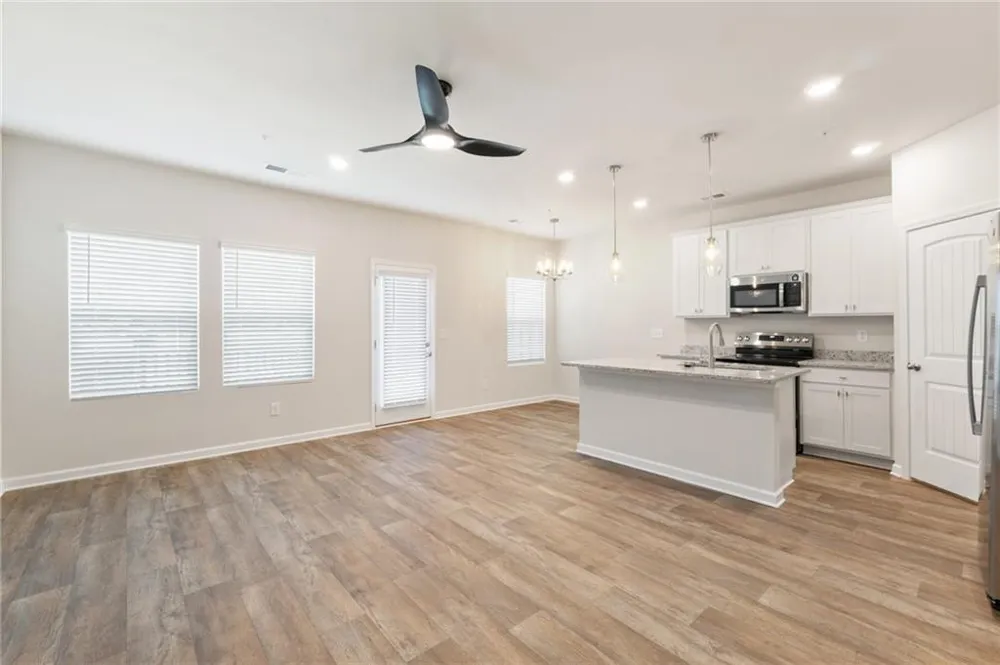 11516 Kimberly Way #28 Hampton, GA 30228