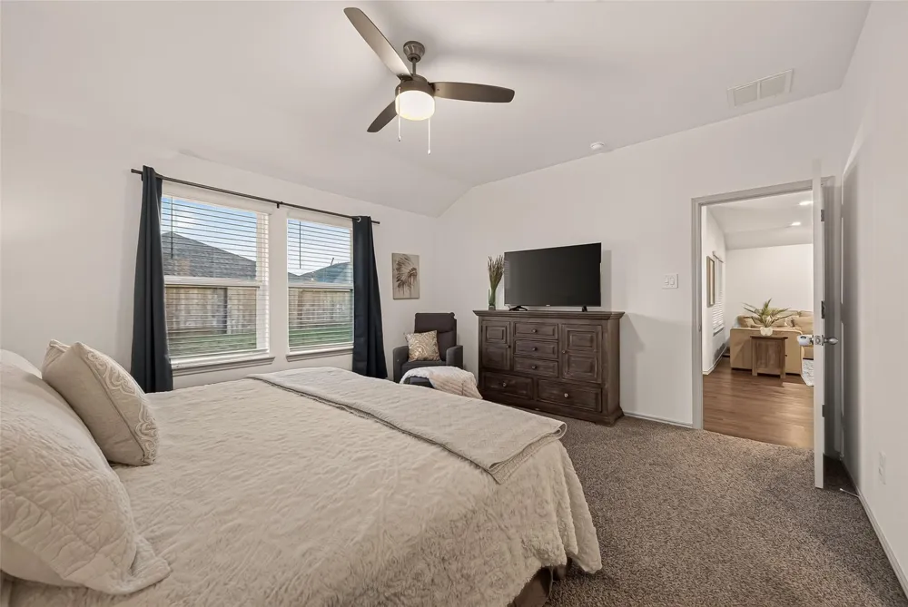 9713 Wall Street Texas City, TX 77591