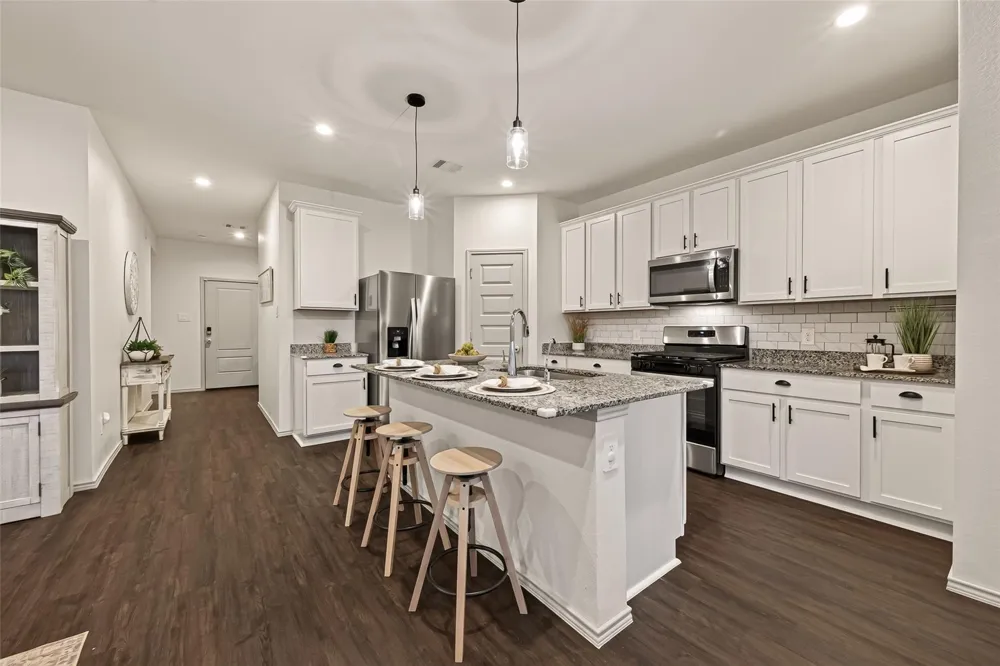 9713 Wall Street Texas City, TX 77591