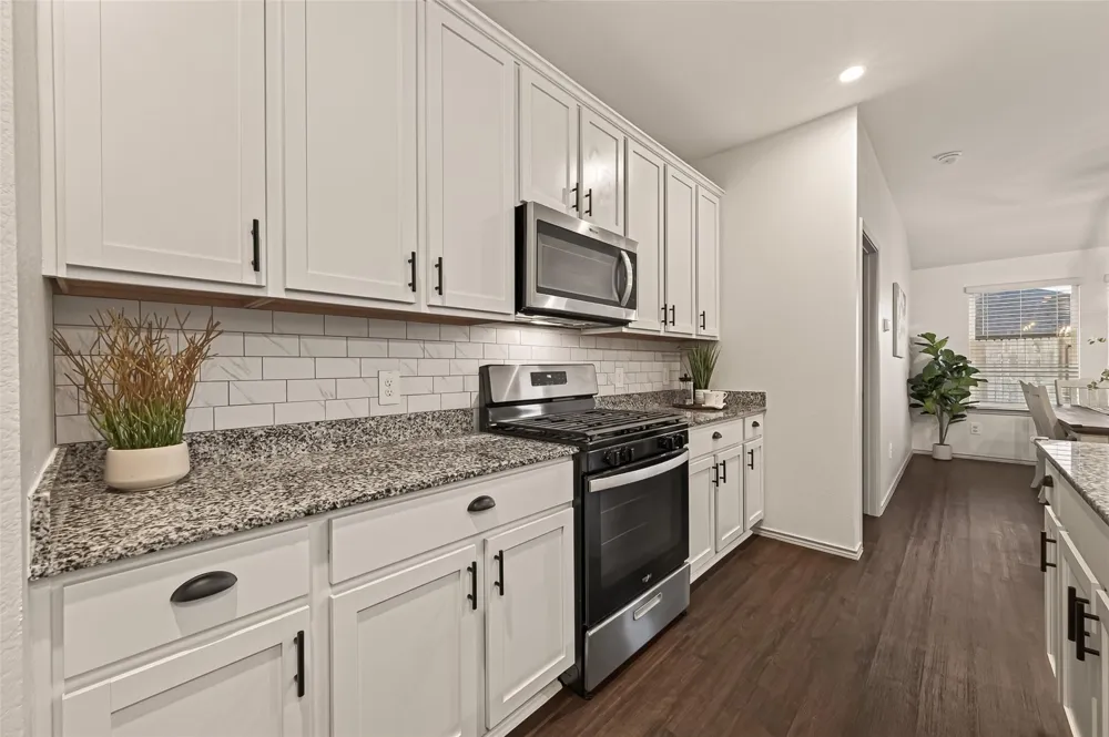9713 Wall Street Texas City, TX 77591