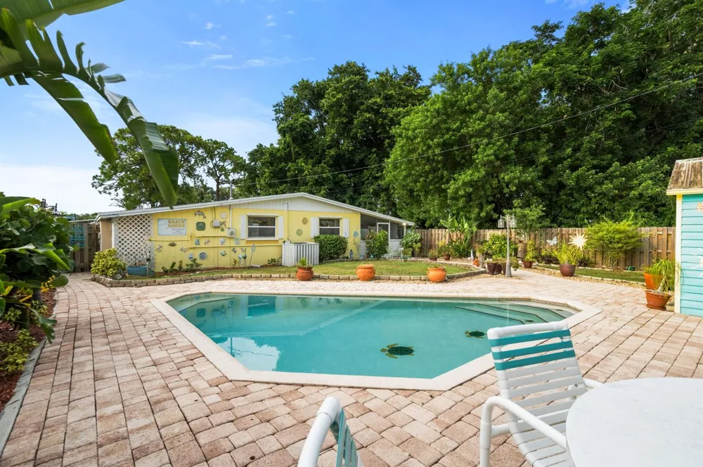 2330 SE Madison Street Stuart, FL 34997