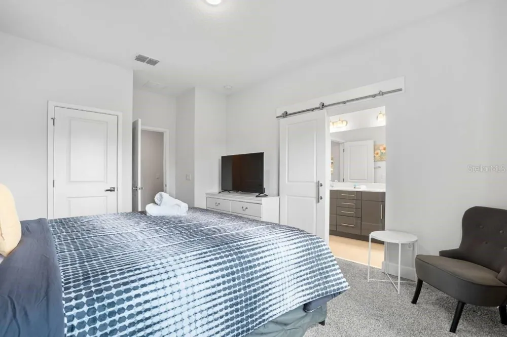 184 VILLA DOMANI CIRCLE Davenport, FL 33896