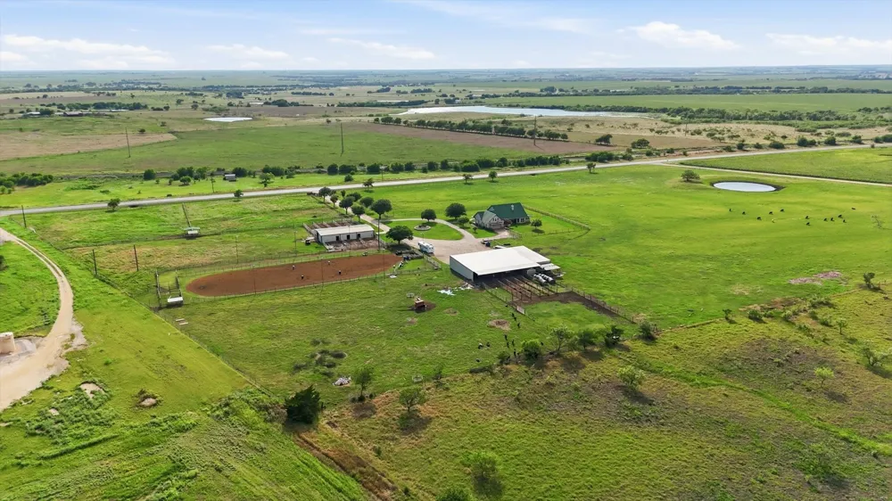 1990 State Highway 81 Hillsboro, TX 76645
