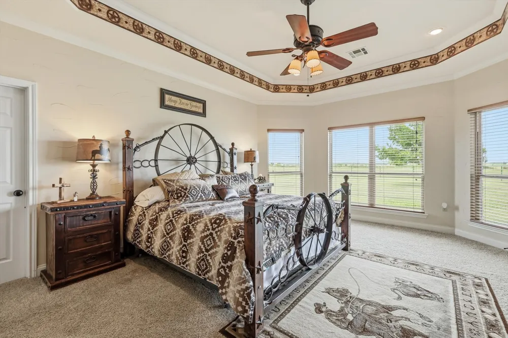 1990 State Highway 81 Hillsboro, TX 76645