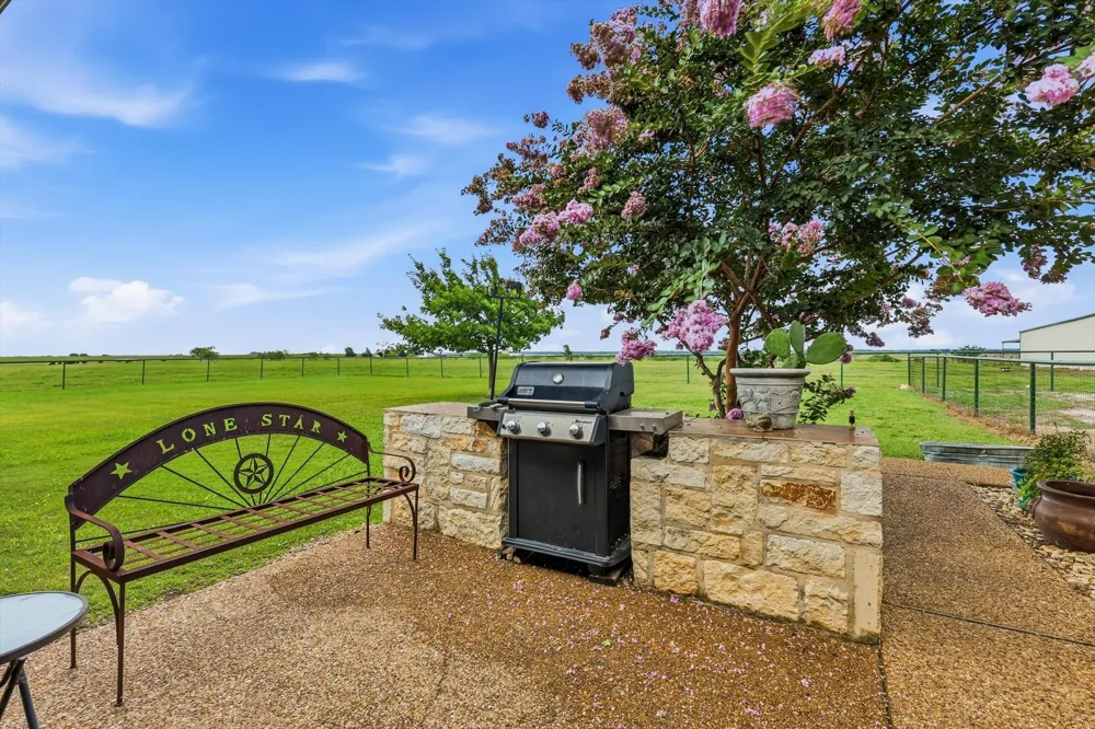 1990 State Highway 81 Hillsboro, TX 76645