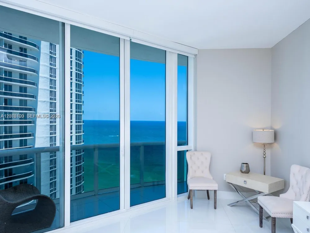 15901 Collins Ave #2504 Sunny Isles Beach, FL 33160