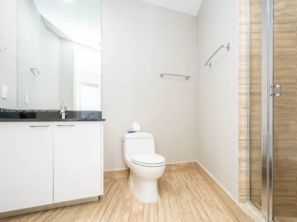15901 Collins Ave #2504 Sunny Isles Beach, FL 33160