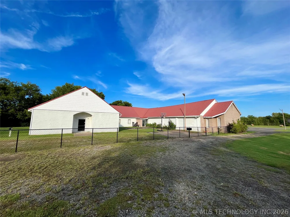 2710 S Cherokee Drive Muskogee, OK 74403
