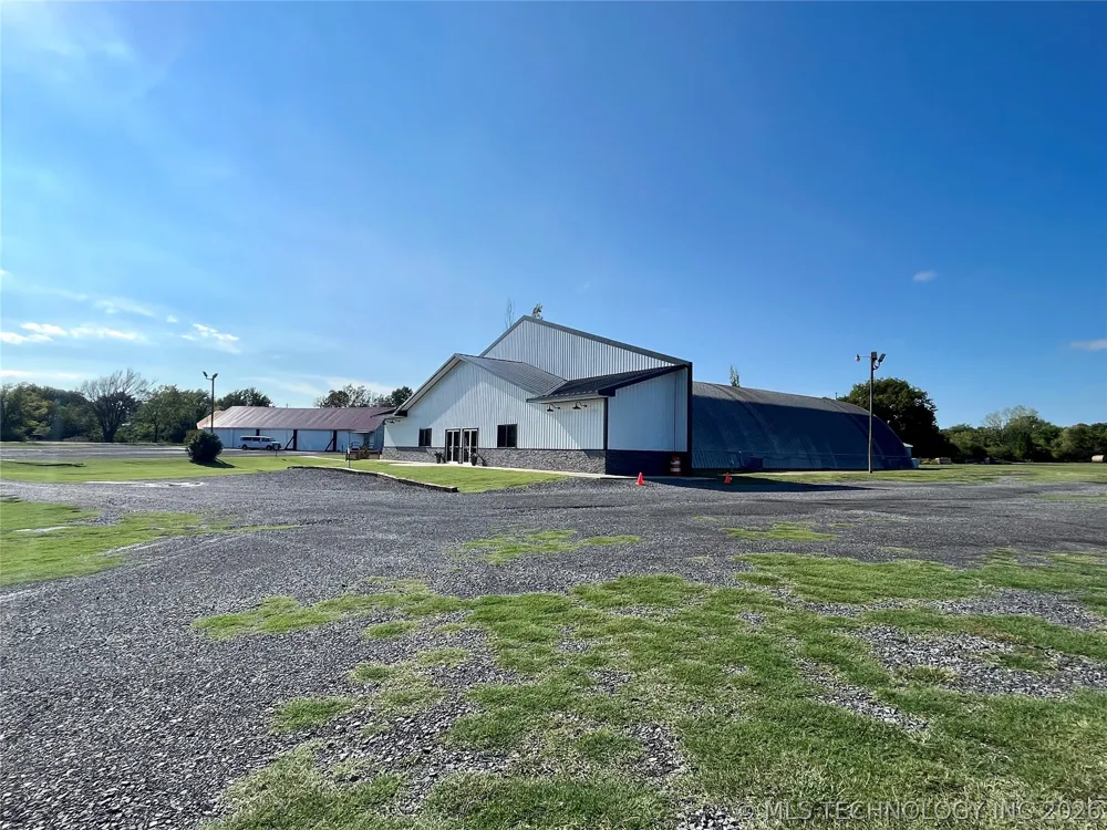 2710 S Cherokee Drive Muskogee, OK 74403