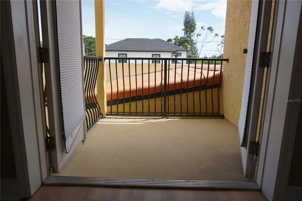 316 34TH AVENUE St Petersburg, FL 33704