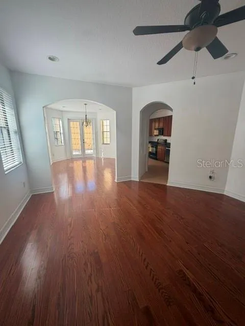 316 34TH AVENUE St Petersburg, FL 33704