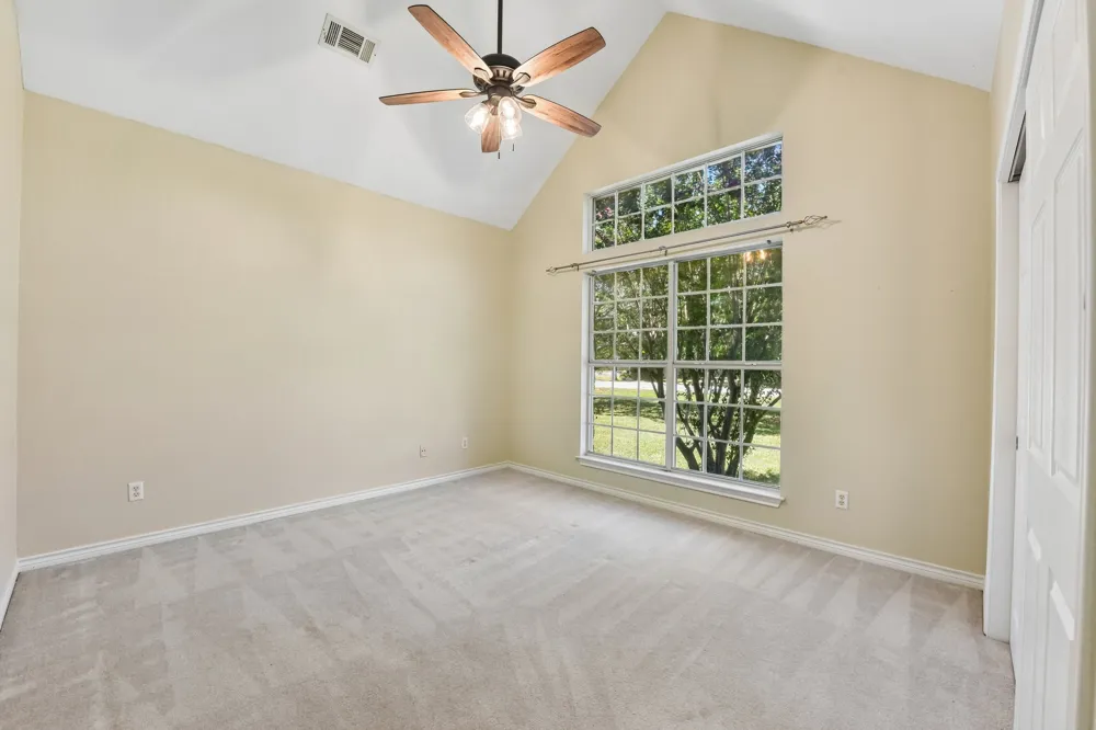 100 Grove Lane Buda, TX 78610