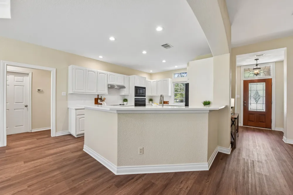 100 Grove Lane Buda, TX 78610