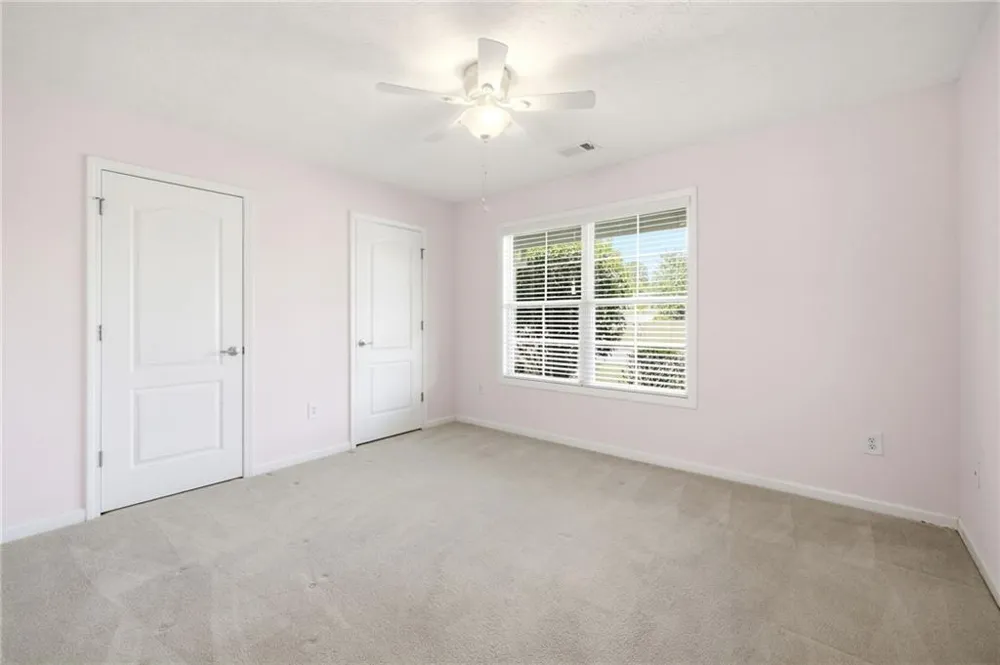 304 Victory Circle Commerce, GA 30529