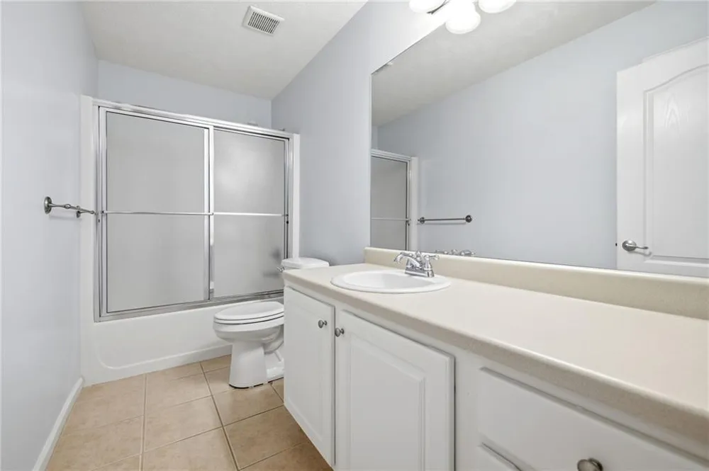 304 Victory Circle Commerce, GA 30529