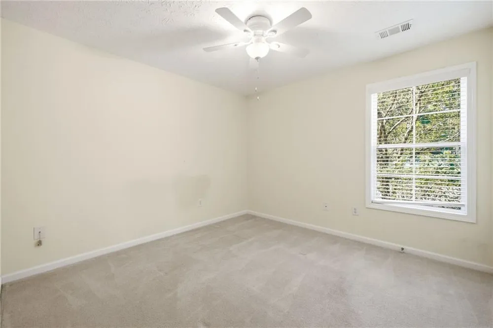 304 Victory Circle Commerce, GA 30529
