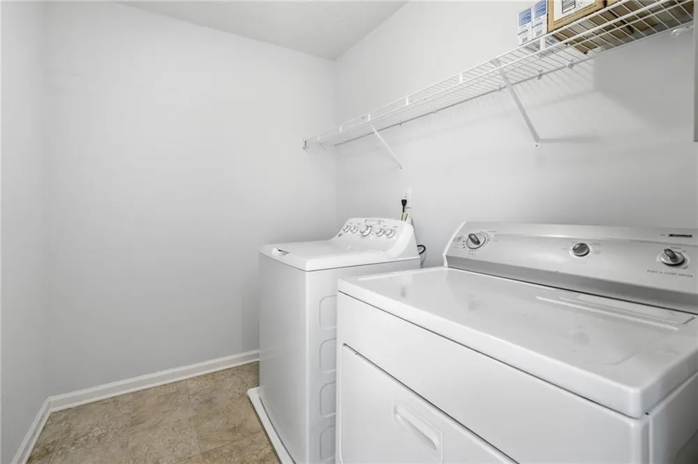 304 Victory Circle Commerce, GA 30529