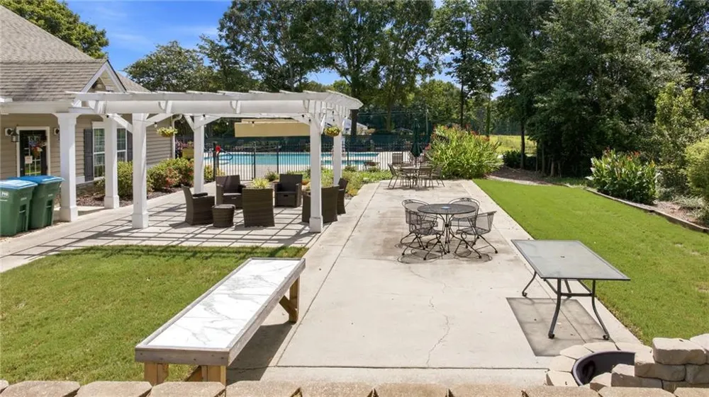 304 Victory Circle Commerce, GA 30529