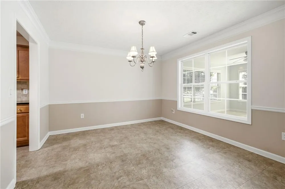304 Victory Circle Commerce, GA 30529