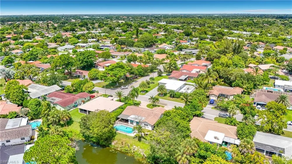 7511 42nd Drive NW Coral Springs, FL 33065