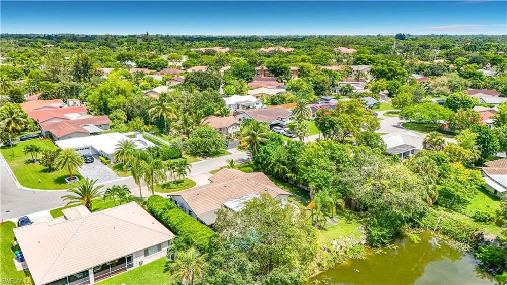 7511 42nd Drive NW Coral Springs, FL 33065