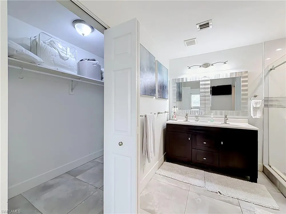 7511 42nd Drive NW Coral Springs, FL 33065