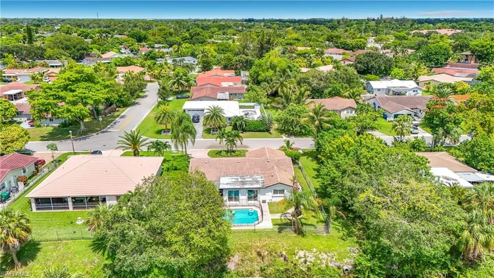 7511 42nd Drive NW Coral Springs, FL 33065