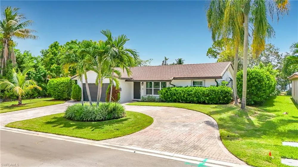 7511 42nd Drive NW Coral Springs, FL 33065
