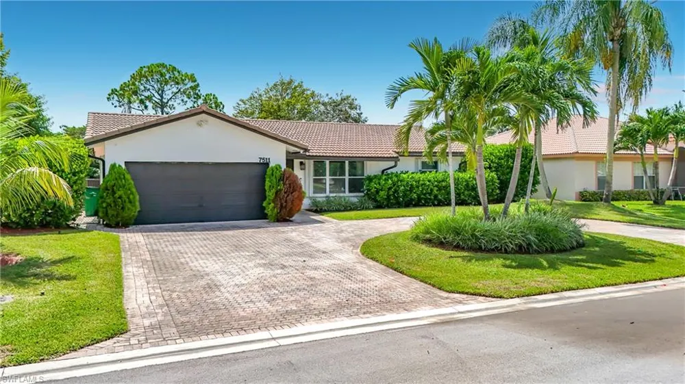 7511 42nd Drive NW Coral Springs, FL 33065