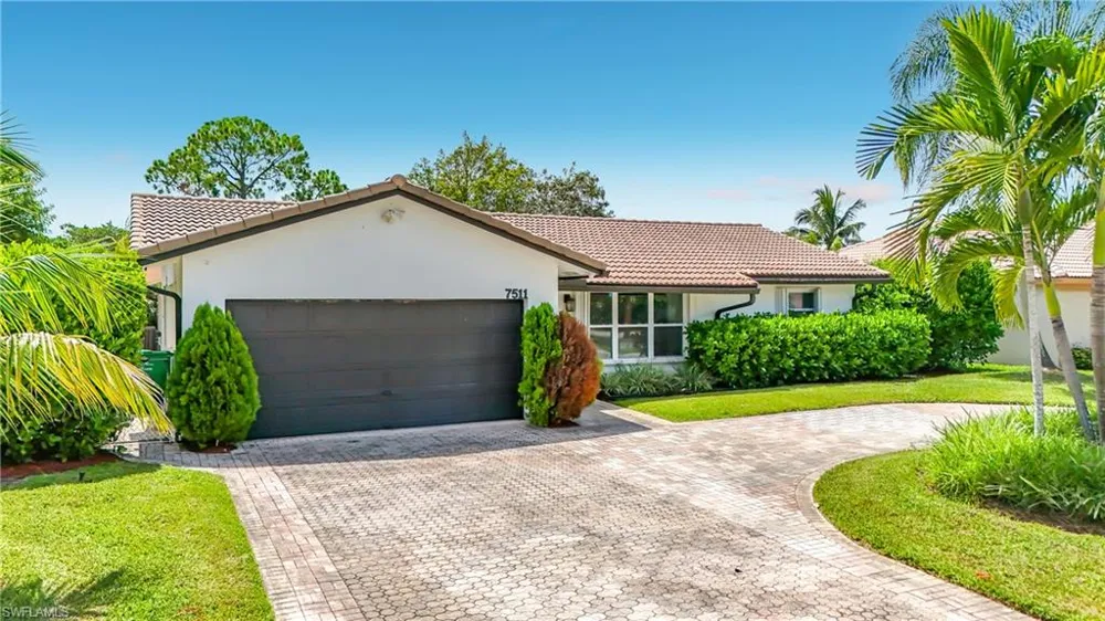 7511 42nd Drive NW Coral Springs, FL 33065