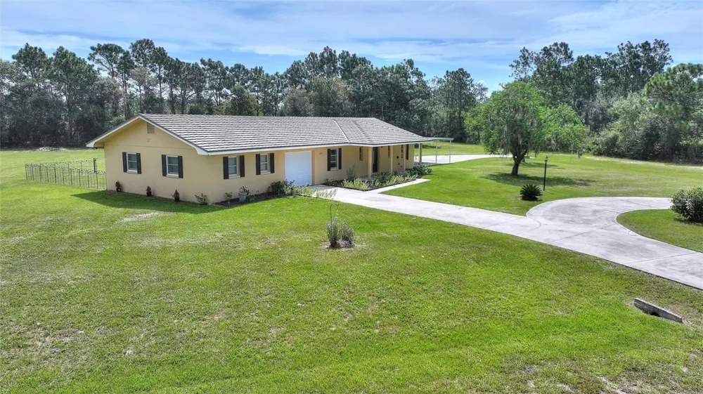 6273 TORONJA DRIVE Indian Lake Estates, FL 33855