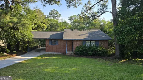 2049 Manson RD
