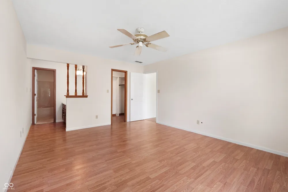 4960 Brookfield Drive Indianapolis, IN 46237