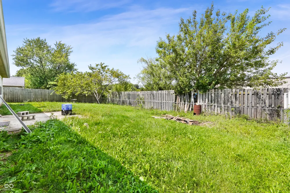 4960 Brookfield Drive Indianapolis, IN 46237