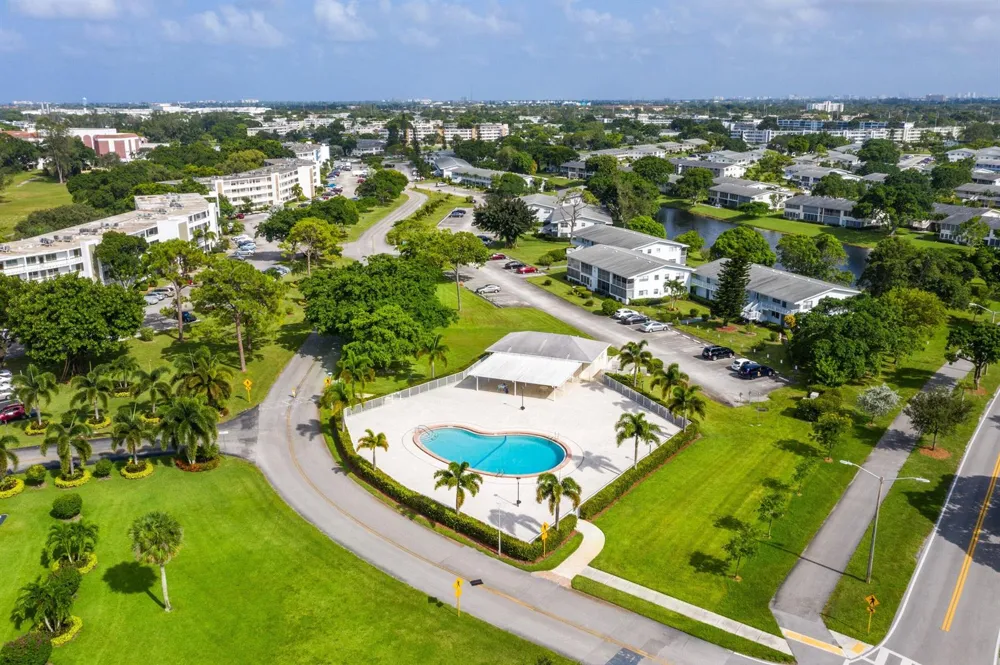 1015 Berkshire A Deerfield Beach, FL 33442