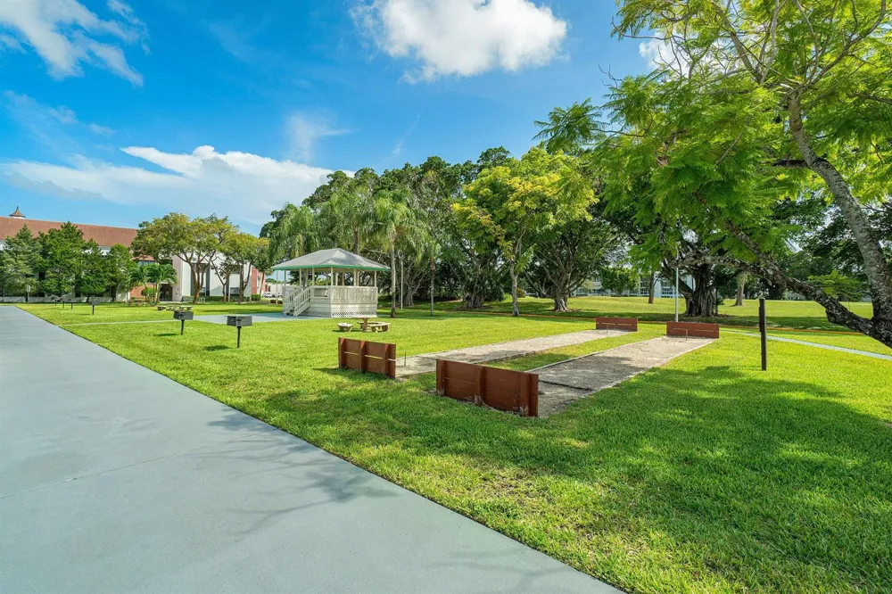 1015 Berkshire A Deerfield Beach, FL 33442