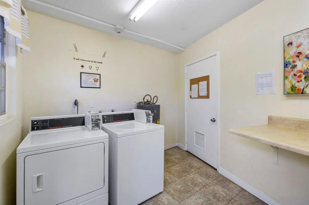1015 Berkshire A Deerfield Beach, FL 33442