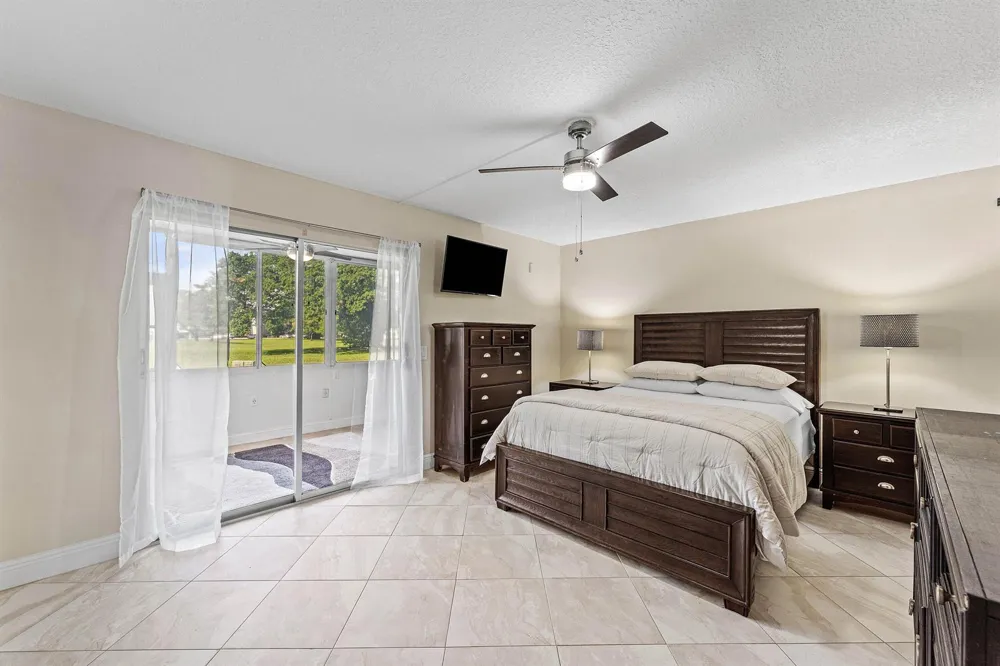 1015 Berkshire A Deerfield Beach, FL 33442