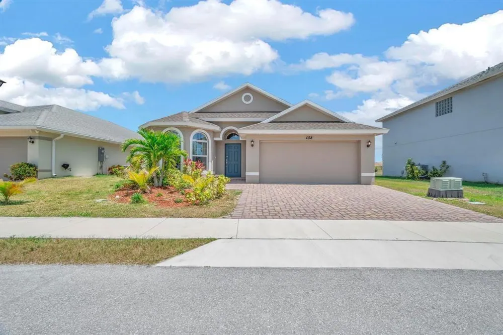 408 SEAFOAM CIRCLE Fort Pierce, FL 34945