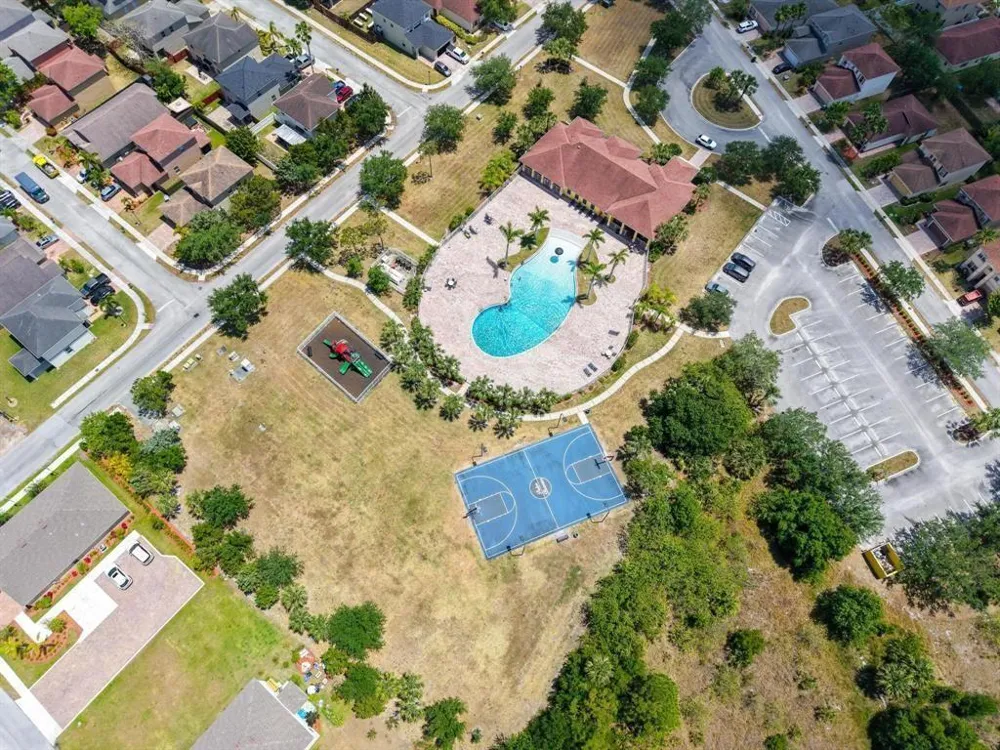 408 SEAFOAM CIRCLE Fort Pierce, FL 34945