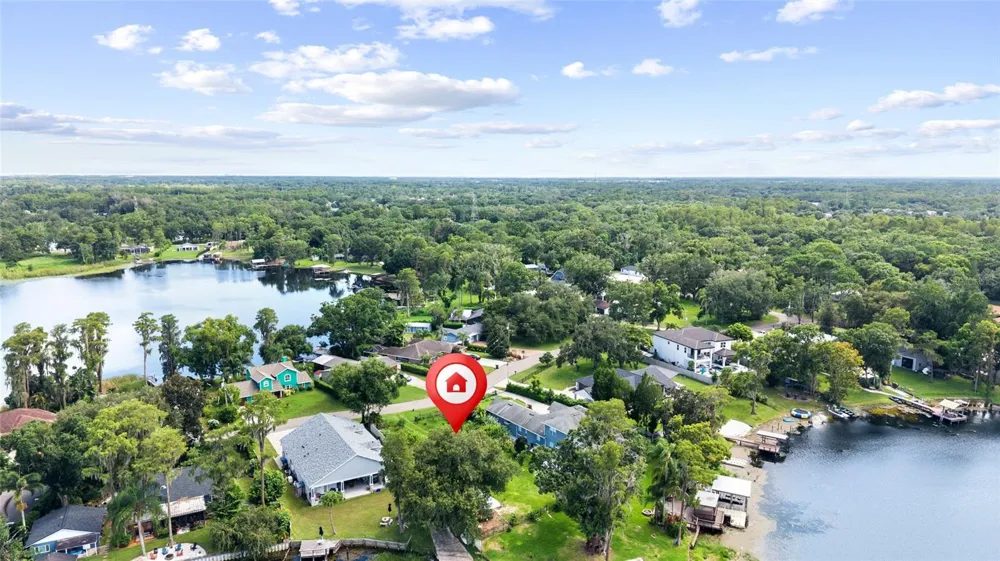 15916 WILLOWDALE ROAD Tampa, FL 33625